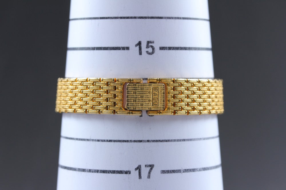 Near MINT RADO 133.9027.2 Gold Quartz 18mm Ladies Watch