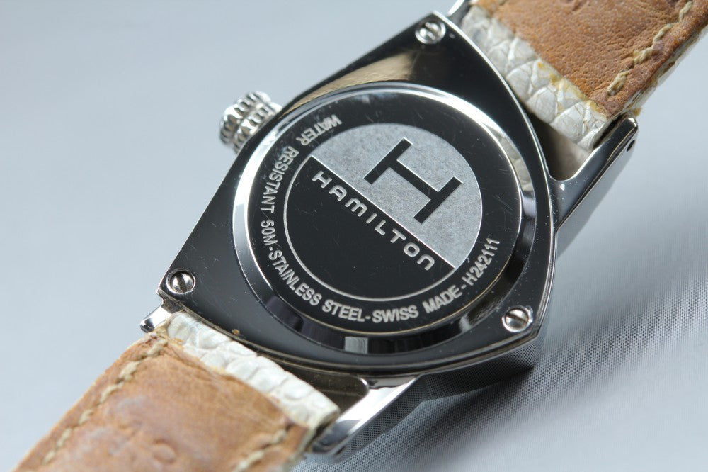 Near MINT HAMILTON Ventura H242111 White Mother of Pearl Quartz 24mm Ladies Watch