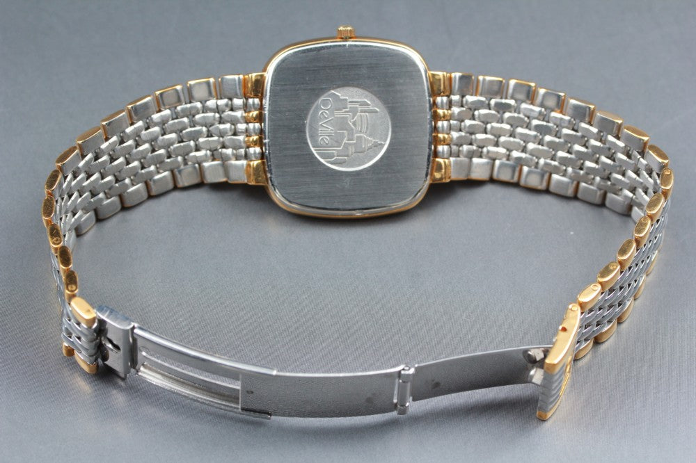 Near MINT OMEGA De Ville 395.0877.2 Gold Quartz 30mm Unisex Watch
