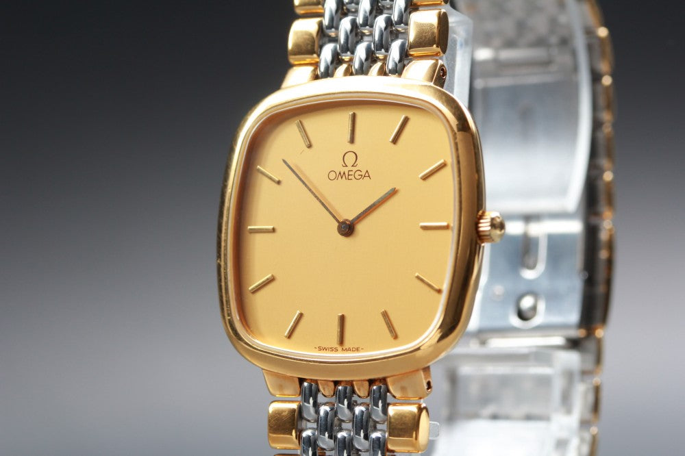Near MINT OMEGA De Ville 395.0877.2 Gold Quartz 30mm Unisex Watch