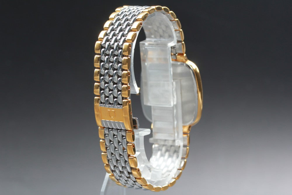 Near MINT OMEGA De Ville 395.0877.2 Gold Quartz 30mm Unisex Watch