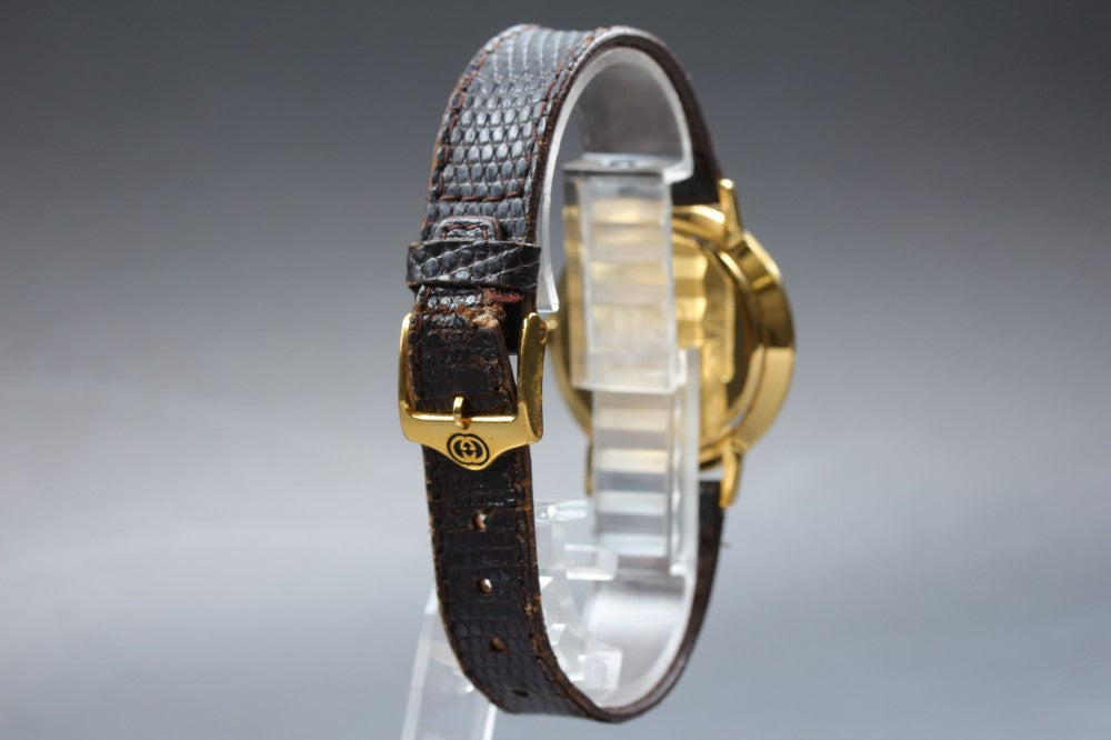 GUCCI 3000.2.M Quartz 33mm Men's Watch
