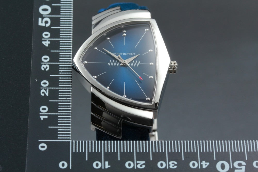 HAMILTON Ventura H244112 Blue Quartz 31.5mm Men's Watch