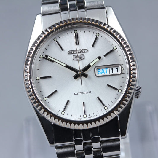 Near MINT SEIKO 5 7S26-0500 Silver Auto 36mm Men's Watch