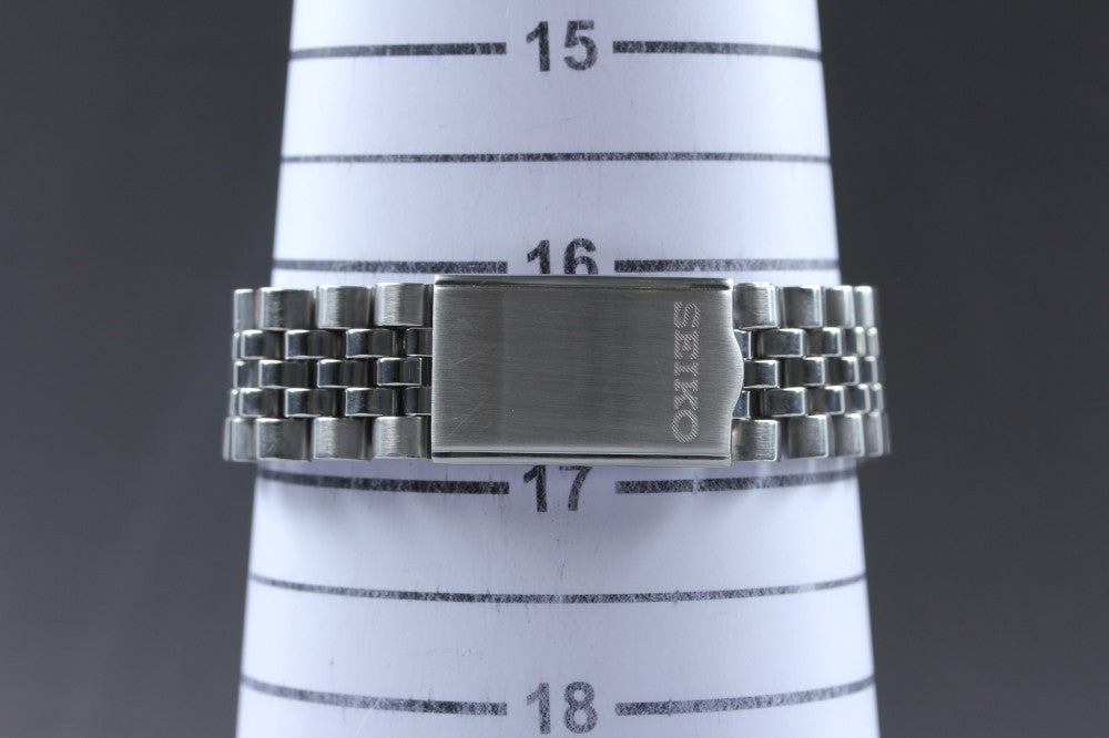 Near MINT SEIKO 5 7S26-0500 Silver Auto 36mm Men's Watch