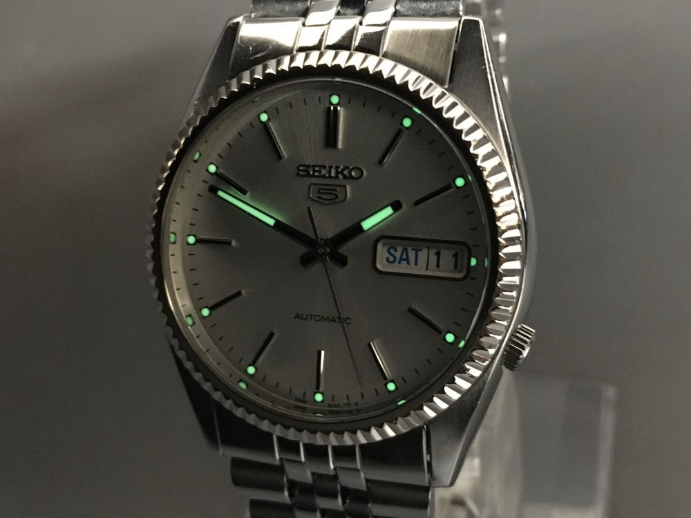 Near MINT SEIKO 5 7S26-0500 Silver Auto 36mm Men's Watch