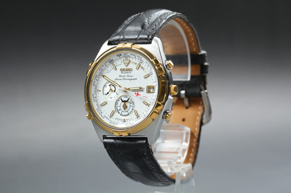 Near MINT SEIKO World Timer 6M15-0020 White Quartz 39mm Men's Watch 1996