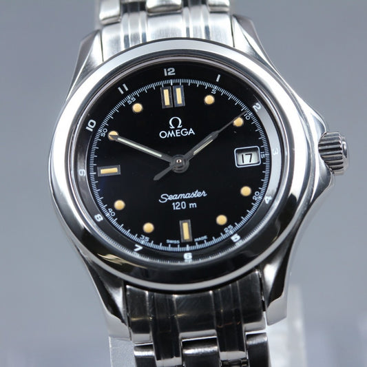 MINT OMEGA Seamaster 596.1501 Cal.1424 Black Quartz 29mm Ladies Watch