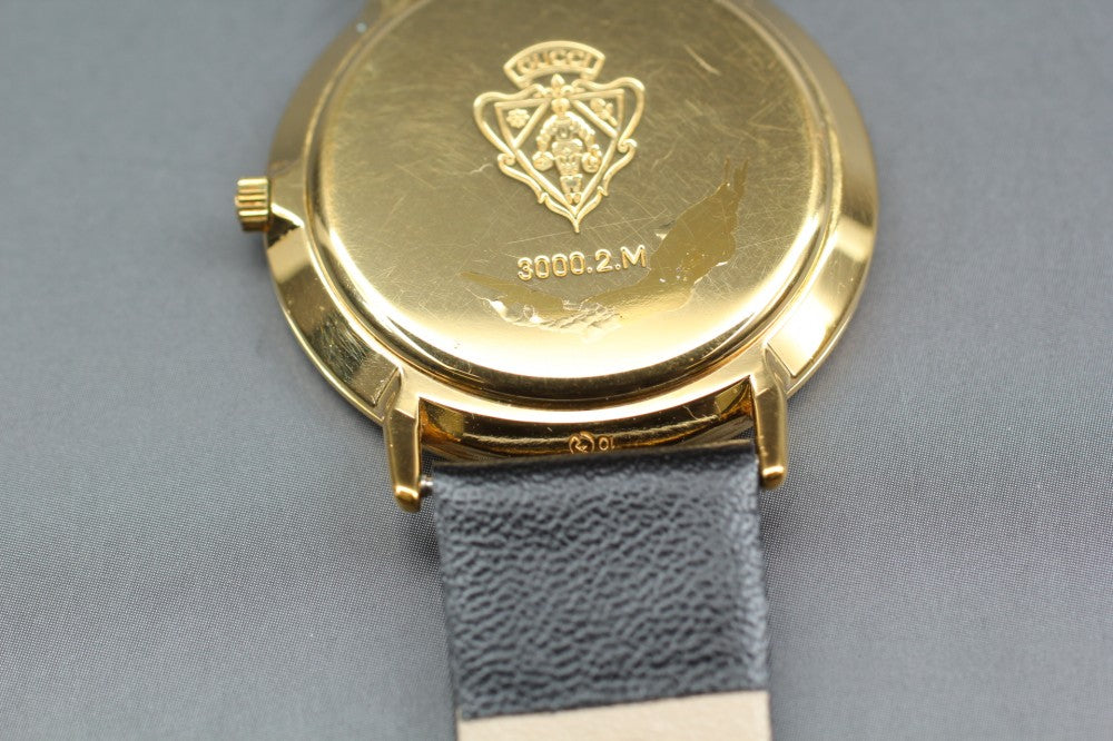 Near MINT GUCCI 3000.2.M Gold Quartz 33mm Men's Watch