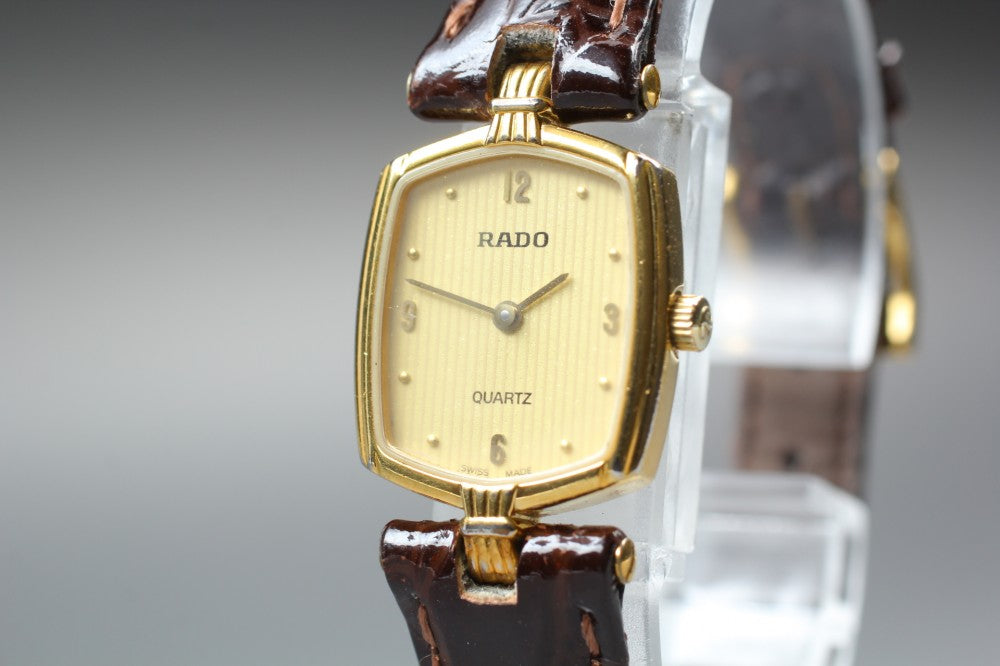RADO 133.5277.2 Gold Quartz 19mm Ladies Watch