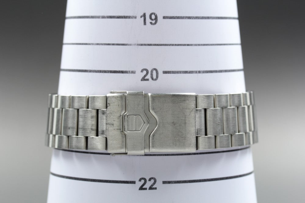 Near MINT TAG Heuer Formula 1 CAZ2012-0 Silver Auto 46mm Men's Watch