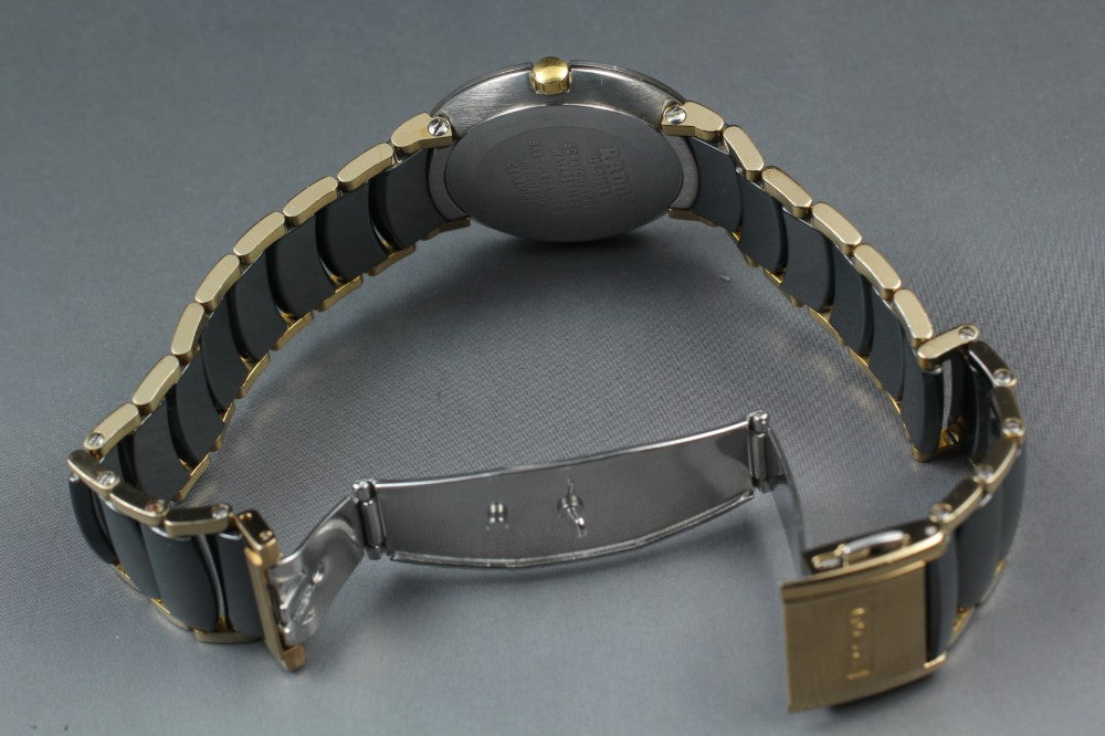 Near MINT RADO Diastar 129.0301.3 Black Quartz 30mm Unisex Watch