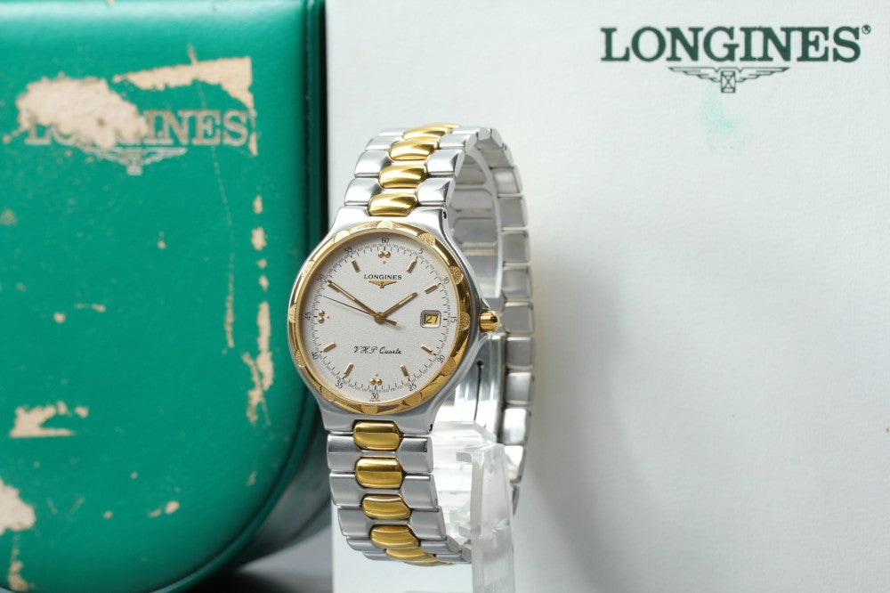 Near MINT LONGINES Conquest L1.613.3 Silver Quartz 35mm Men's Watch