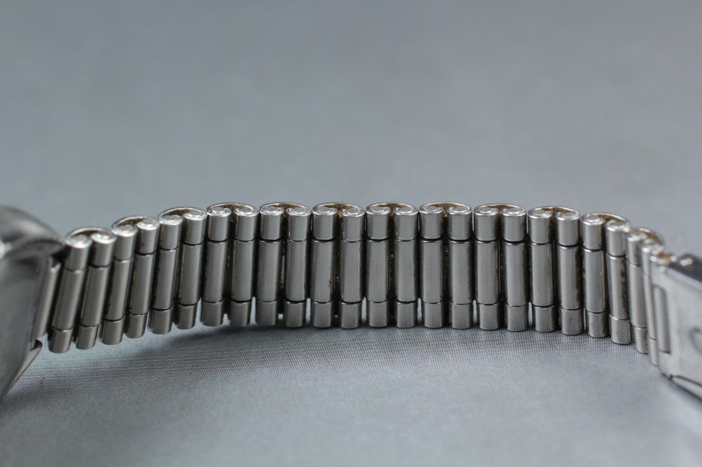 Near MINT RADO Diastar 963.0558.3 White Quartz 21mm Ladies Watch