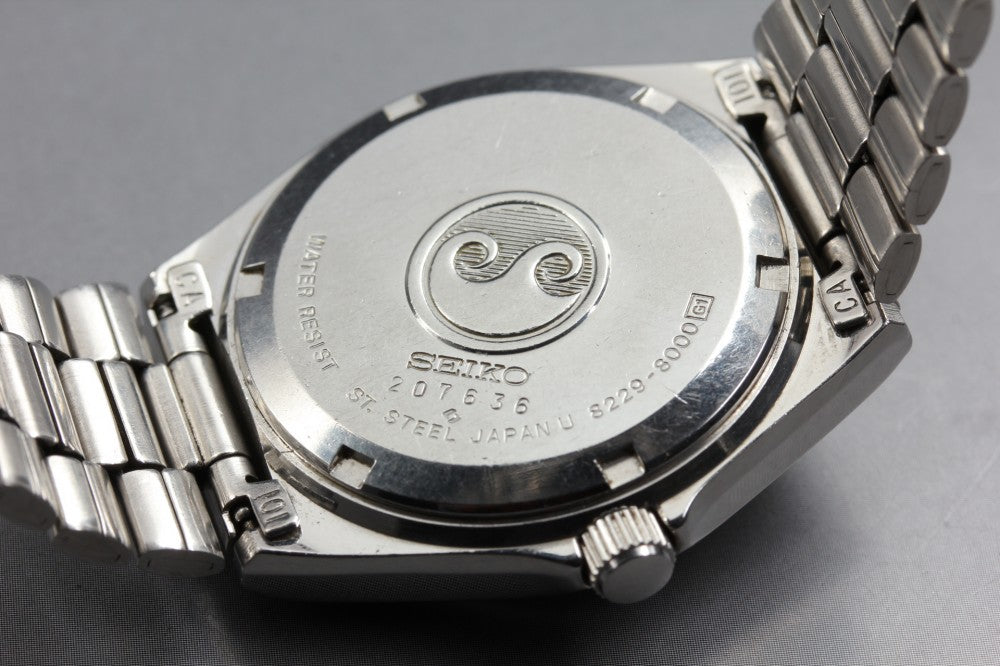 SEIKO Silver Wave 8229-8000 Silver Quartz 35.4mm Men's Watch 1982
