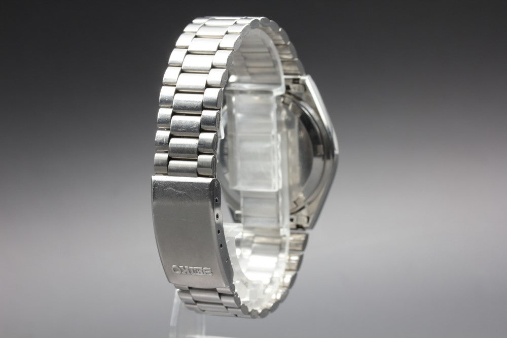SEIKO Silver Wave 8229-8000 Silver Quartz 35.4mm Men's Watch 1982