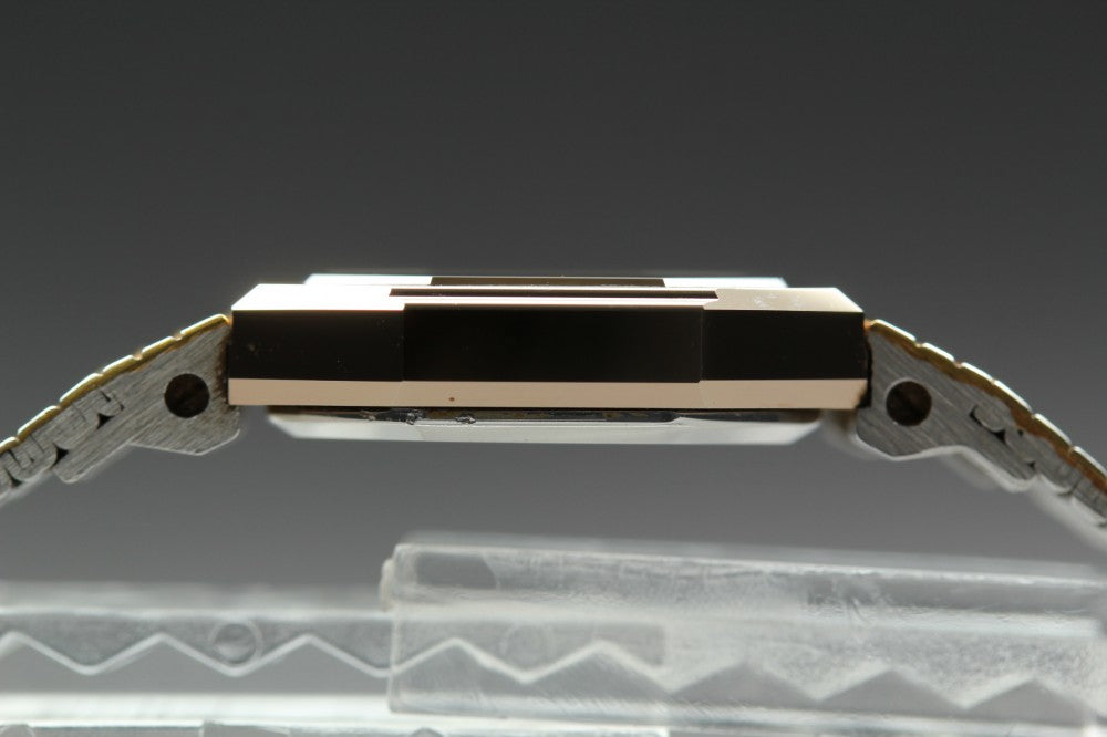 Near MINT RADO Diastar 133.9581.3 Gold Quartz 19.7mm Ladies Watch