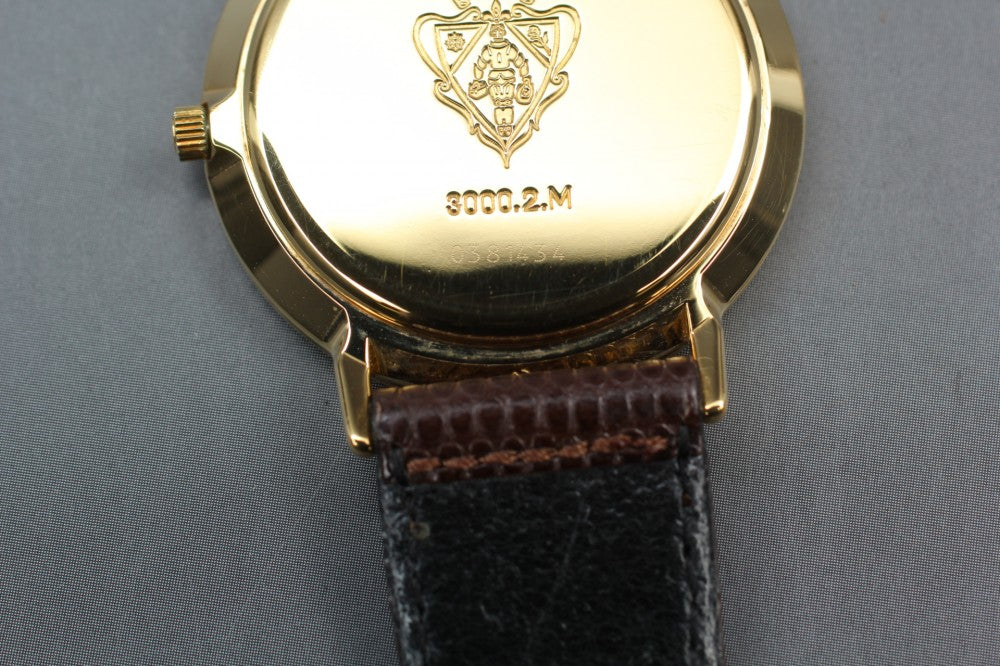 Near MINT GUCCI 3000.2.M Gold Quartz 33mm Men's Watch
