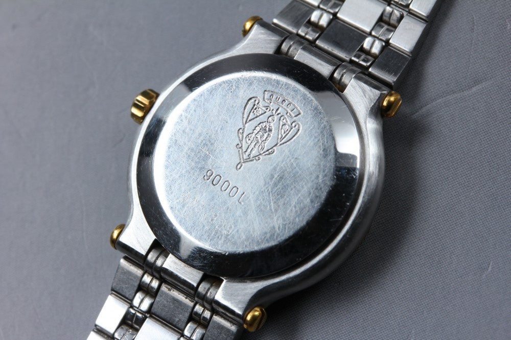 Near MINT GUCCI 9000L Gold Quartz 25mm Ladies Watch