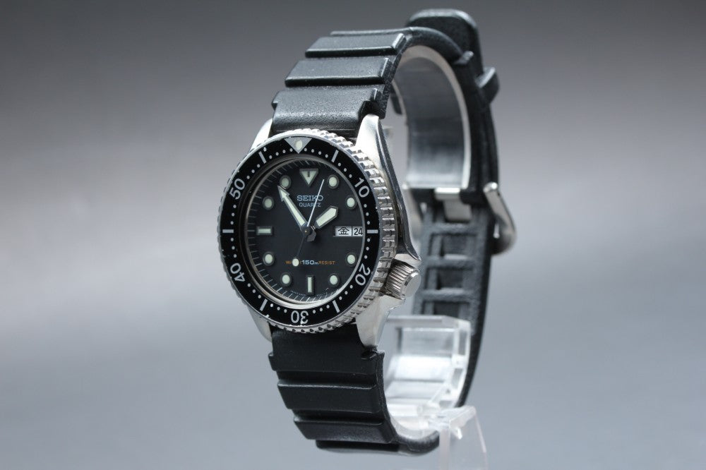 Near MINT SEIKO 6458-6000 Black Quartz 37mm Men's Watch 1984