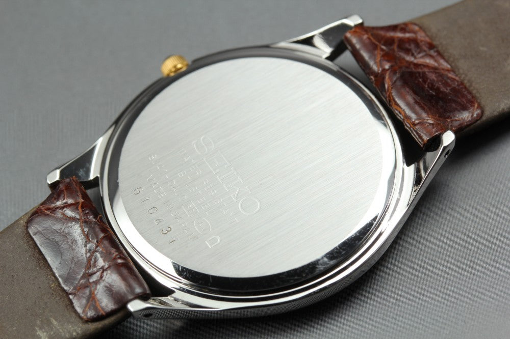 Near MINT SEIKO Dolce 8J41-0AJ0 Silver/White Quartz 32.8mm Men's Watch