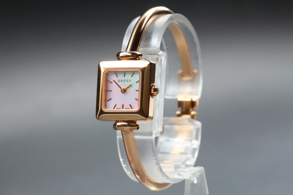 Near MINT GUCCI 1900L Mother of Pearl Quartz 20mm Ladies Watch