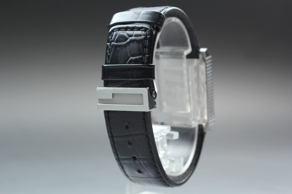 Near MINT GUCCI 7100M Black Quartz 30.6mm Men's Watch