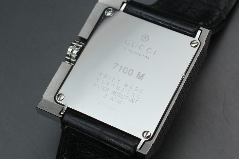 Near MINT GUCCI 7100M Black Quartz 30.6mm Men's Watch