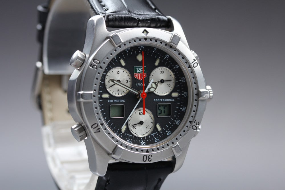 Near MINT TAG Heuer Professional 2000 CE1114 Black Quartz 38.2mm Men's Watch