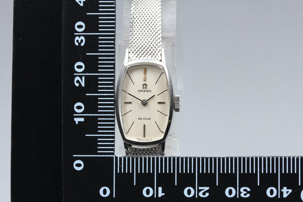 Near MINT OMEGA De Ville 511.222 Cal.485 Silver Manual 14.3mm Ladies Watch 1971