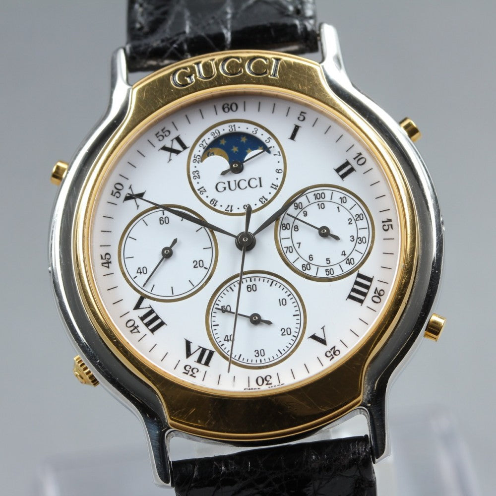 Near MINT GUCCI 8300 White Quartz 38mm Men's Watch