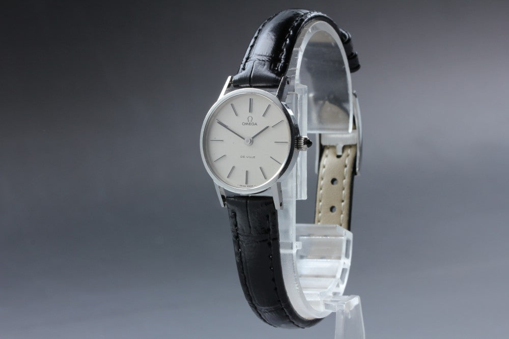 Near MINT OMEGA De Ville 511.0392 Cal.625 Silver Manual 24mm Ladies Watch 1977