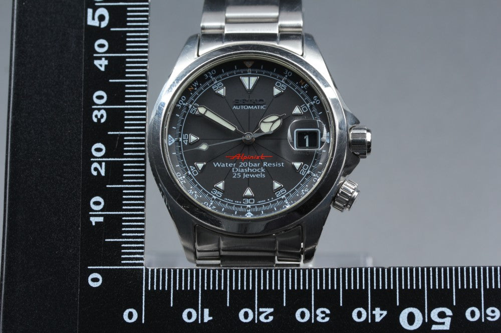 SEIKO Red Alpinist SCVF005/4S15-6000 Black Auto 34.8mm Men's Watch 1997