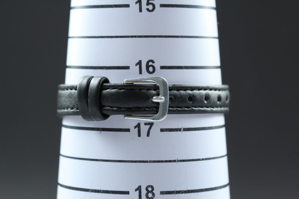Near MINT OMEGA Geneve 511.0410 Cal.625 Silver Manual 25mm Ladies Watch 1975