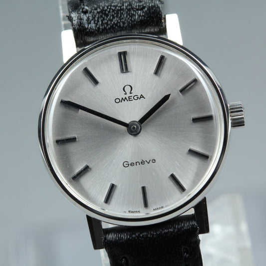 Near MINT OMEGA Geneve 511.0410 Cal.625 Silver Manual 25mm Ladies Watch 1975