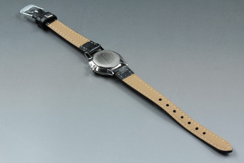 Near MINT OMEGA Geneve 511.0410 Cal.625 Silver Manual 25mm Ladies Watch 1975