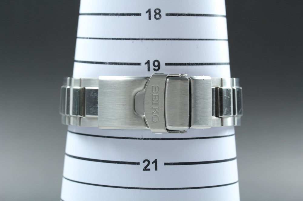 Near MINT SEIKO Prospex V175-0AD0 Black Solar 42.6mm Men's Watch