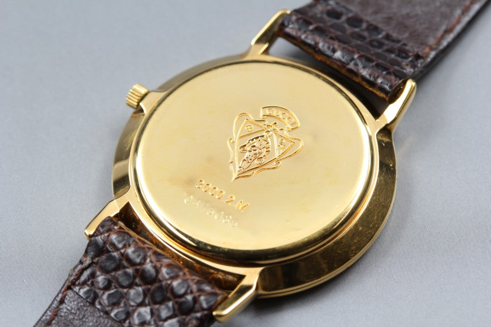 GUCCI 3000.2.M Quartz 33mm Men's Watch