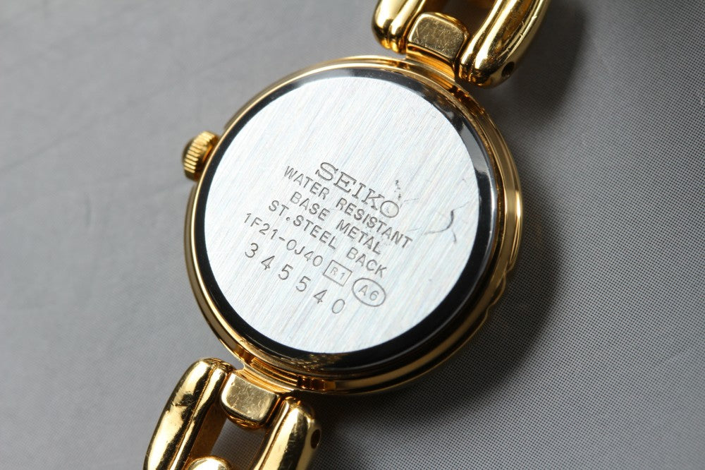 Near MINT SEIKO Tisse 1F21-0J40 Black Quartz 18.4mm Ladies Watch 1993