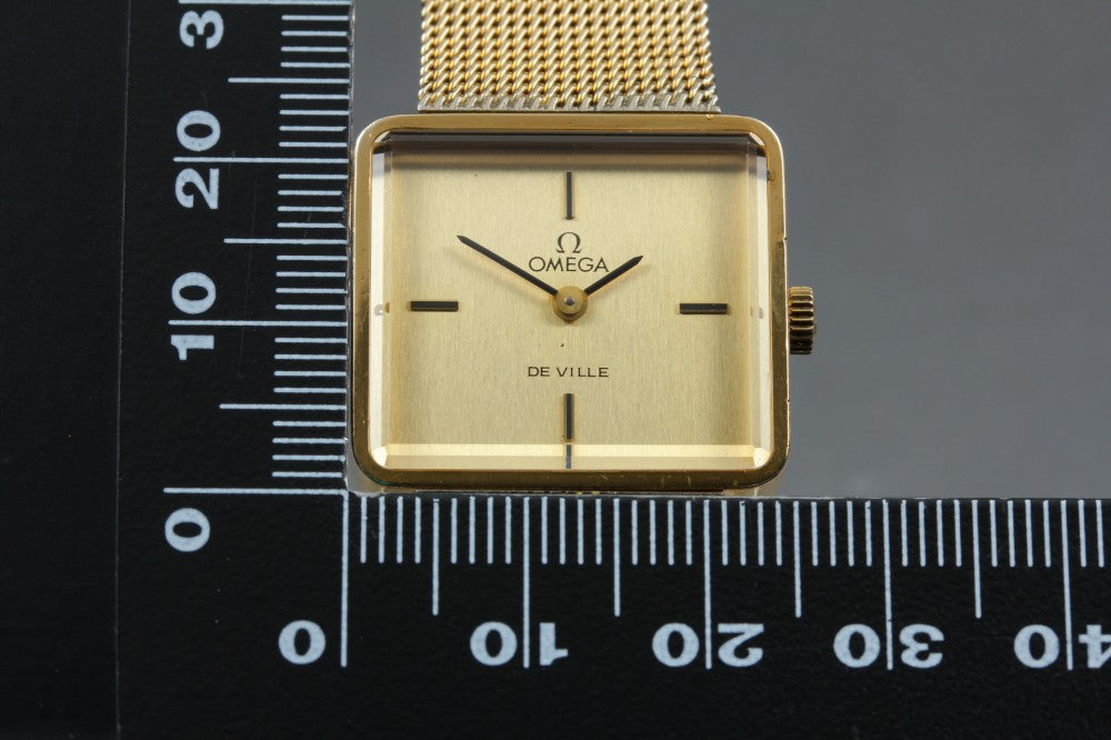 Near MINT OMEGA De Ville 511.444 Cal.625 Gold Manual 25mm Ladies Watch 1973