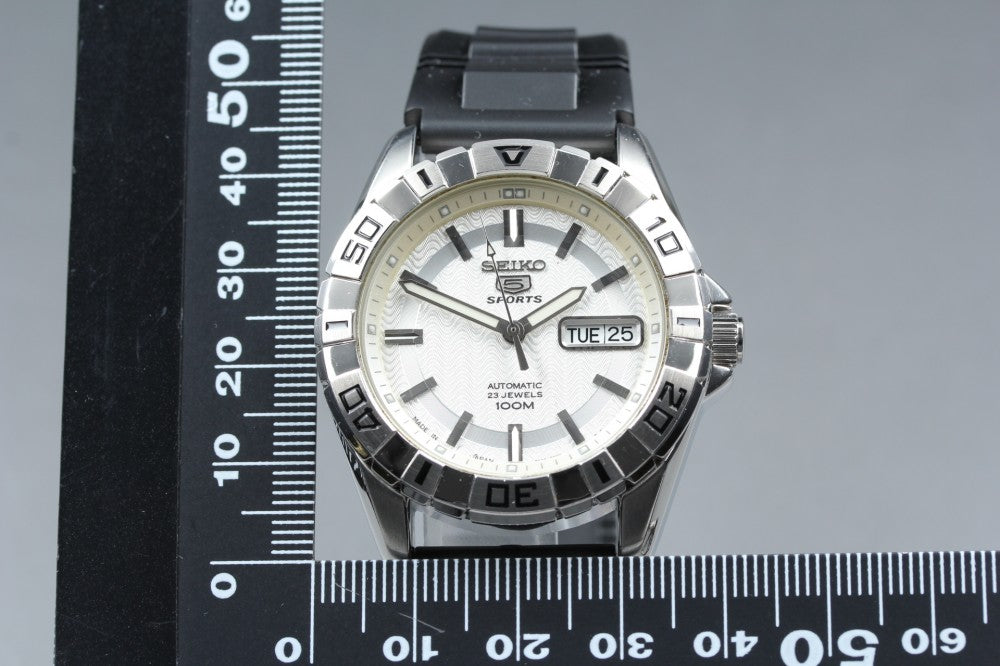 Near MINT SEIKO SEIKO 5 Sports 7S36-04L0 Silver Auto 38.4mm Men's Watch