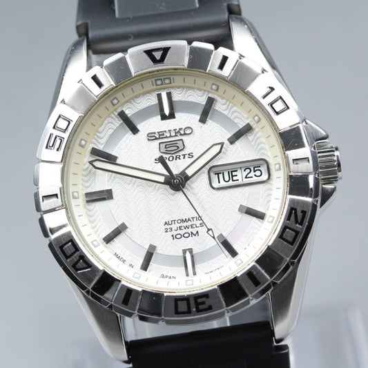 Near MINT SEIKO SEIKO 5 Sports 7S36-04L0 Silver Auto 38.4mm Men's Watch