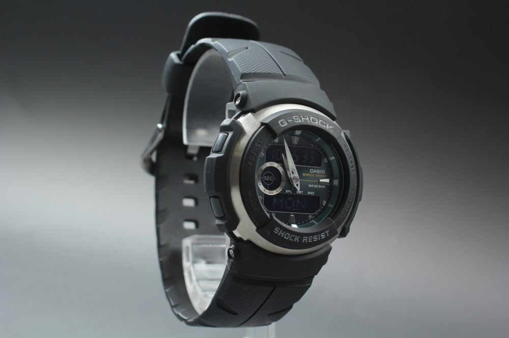 Near MINT CASIO G-Shock G300 Black Quartz 45.9mm Men's Watch