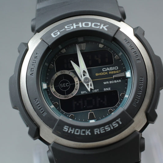 Near MINT CASIO G-Shock G300 Black Quartz 45.9mm Men's Watch
