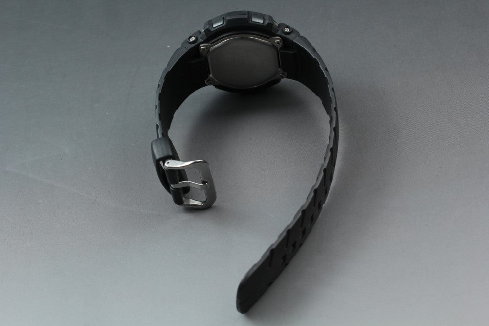 Near MINT CASIO G-Shock G300 Black Quartz 45.9mm Men's Watch