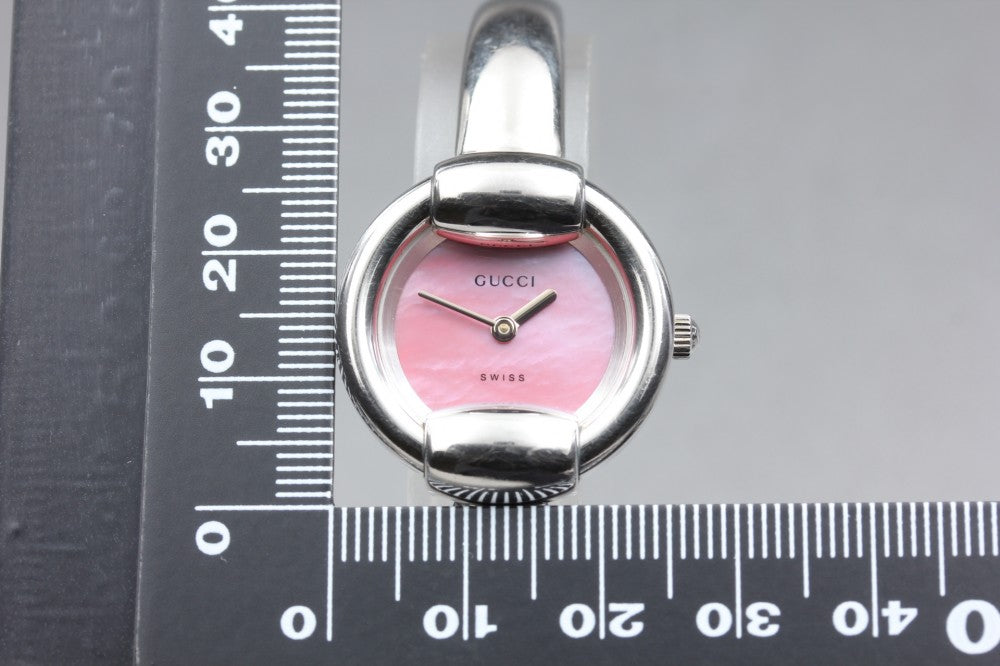 Near MINT GUCCI 1400L Pink Quartz 25.4mm Ladies Watch