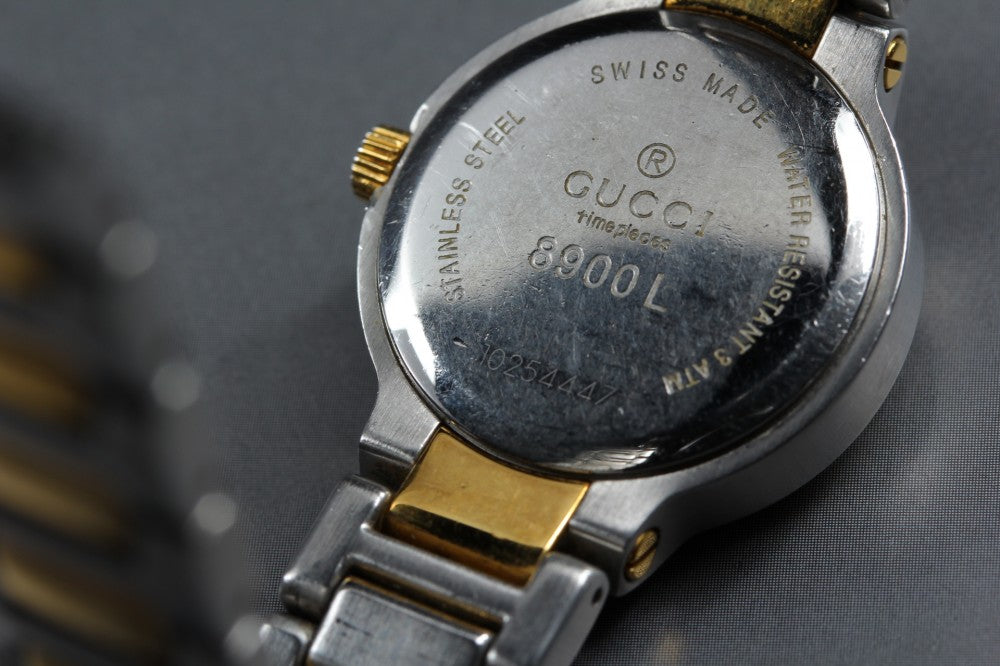 Near MINT GUCCI 8900L Black Quartz 26mm Ladies Watch
