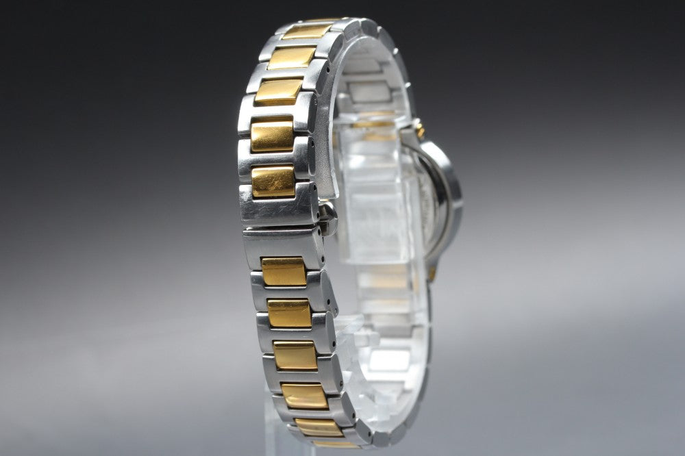 Near MINT GUCCI 8900L Black Quartz 26mm Ladies Watch
