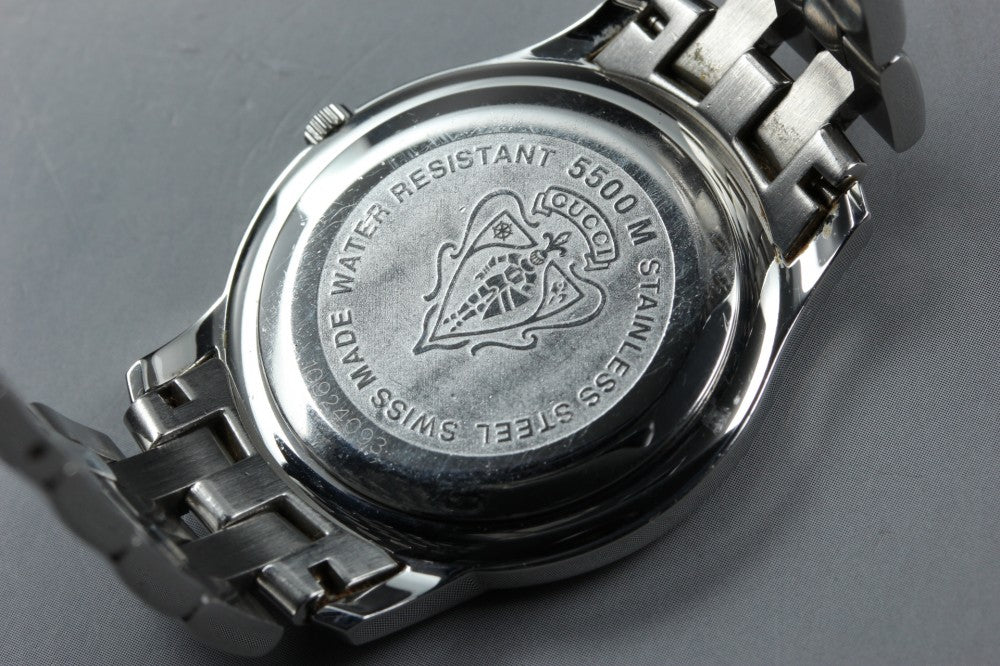 Near MINT GUCCI 5500M White Quartz 34.2mm Men's Watch