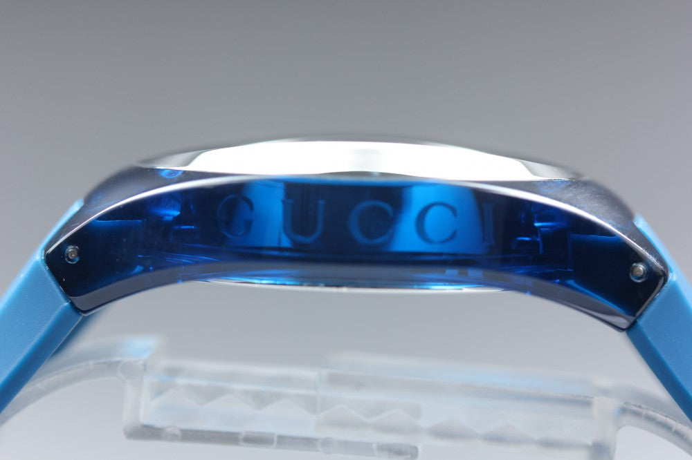 Near MINT GUCCI Sink YA137104A/137.1 Blue Quartz 42.1mm Men's Watch